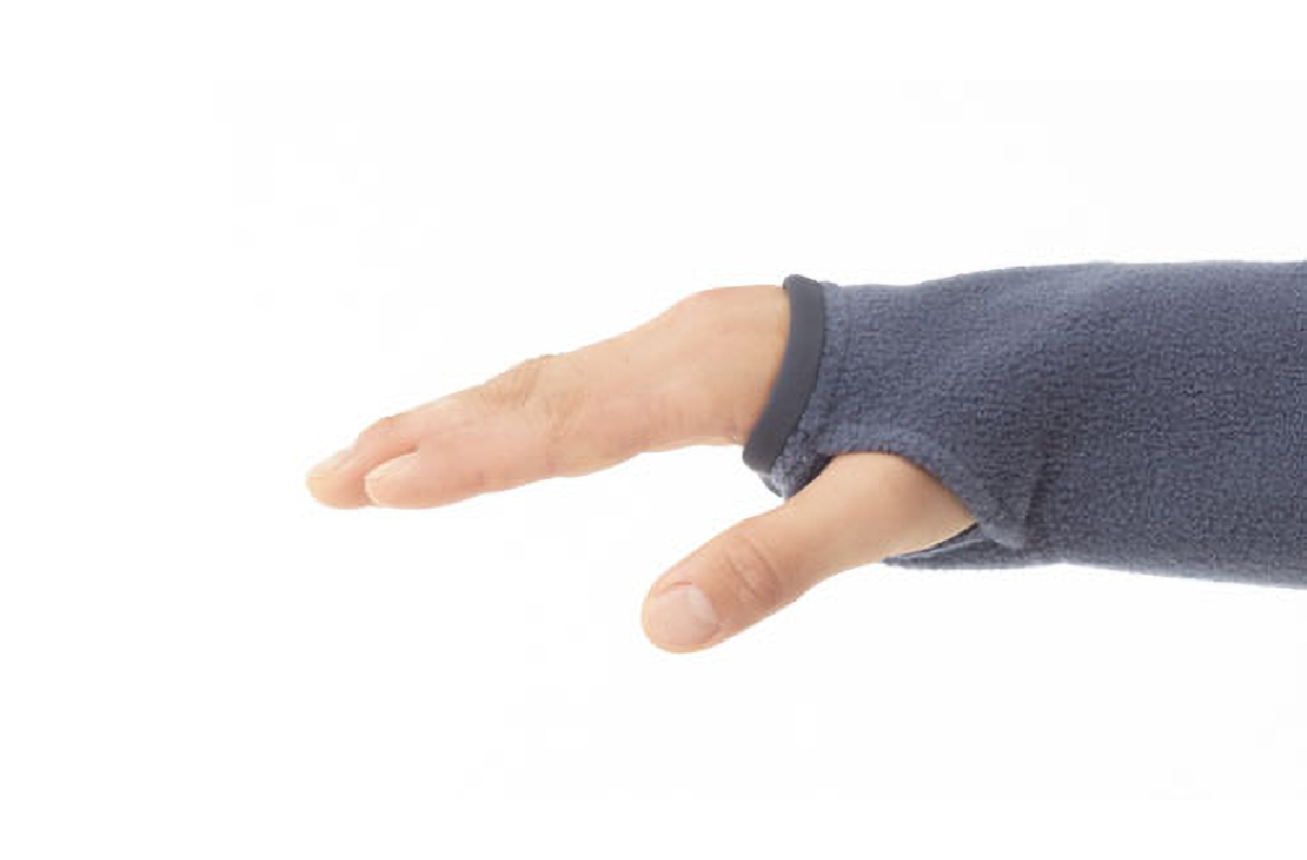 Magnified image of a Thumb hole