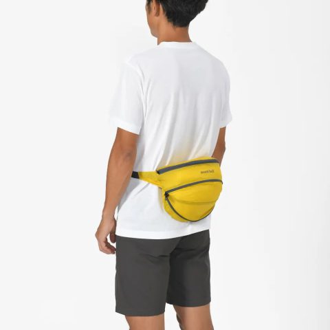 Pocketable Light Banana Pouch