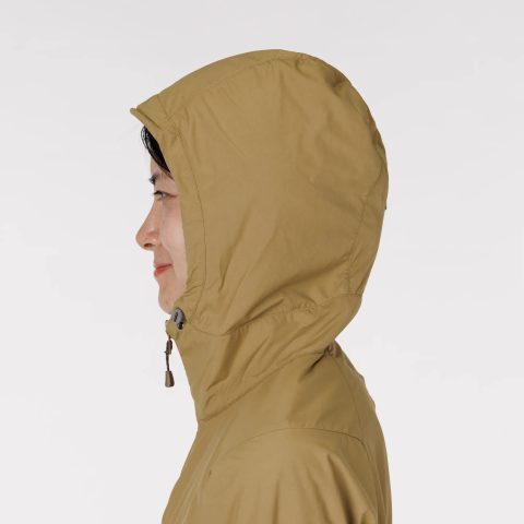 Light Shell Hooded Jacket Women's